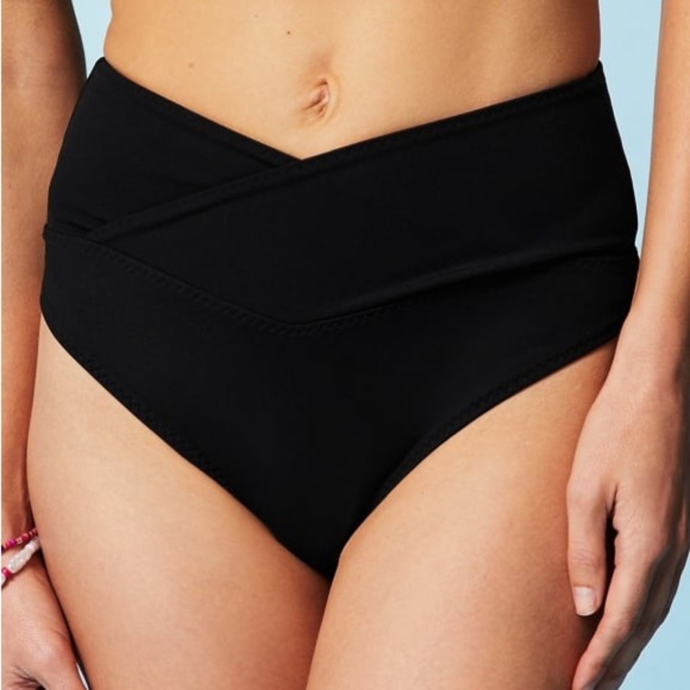 Fabletics HighWaisted Cross Over Swim Bottom in Black Size:L